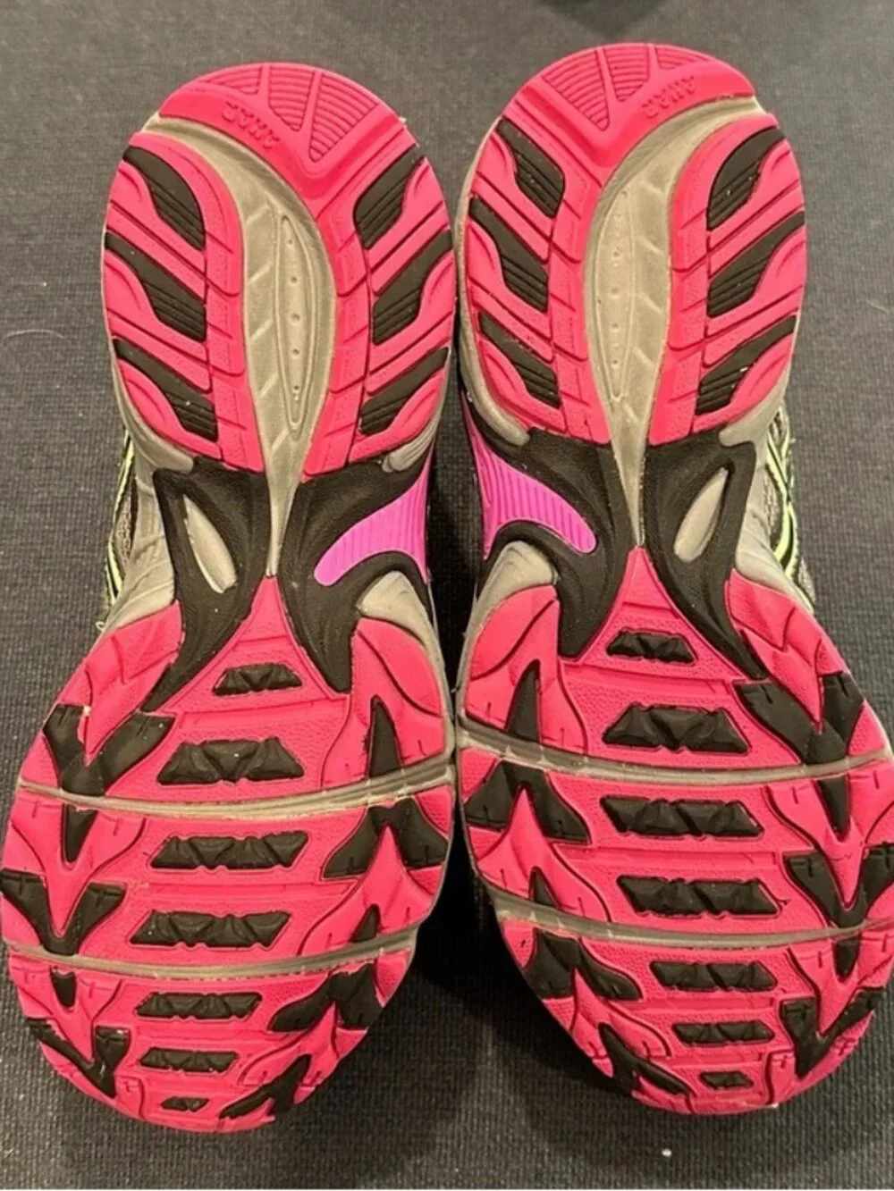 Asics Gel-Venture 5 Women's Trail Running Shoes (Size US 7.5 or EU 39)